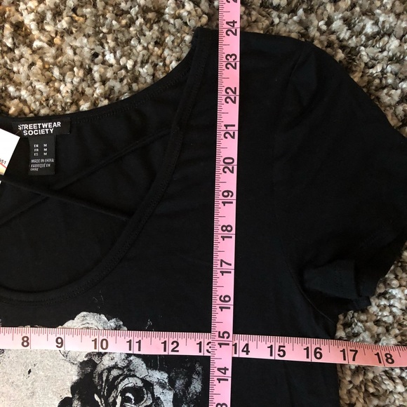 NWT SKULL T-SHIRT - Picture 5 of 8